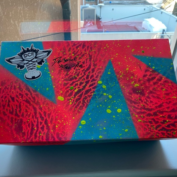 Men’s Custom Hand Painted Roshe Runs - Picture 7 of 7